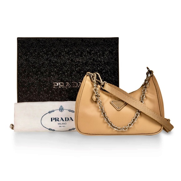 Authentic Prada micro Re-Edition 2005 Re-Nylon and Saffiano leather bag - Picture 2 of 14